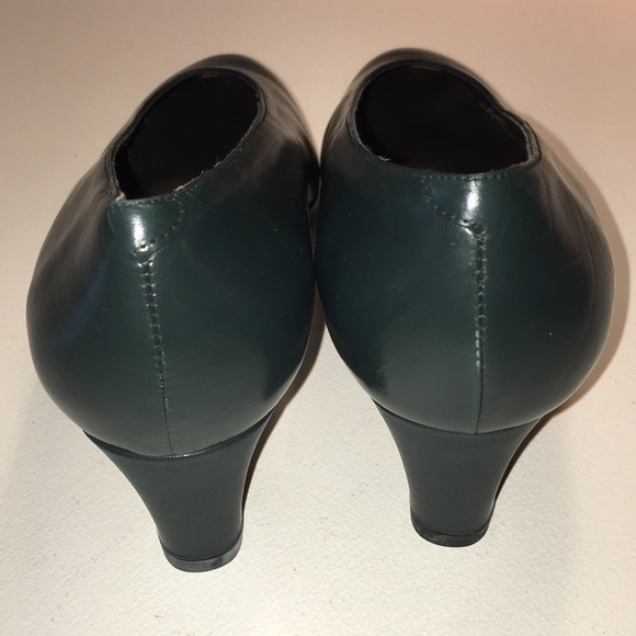 Talbots Spruce Green Heels NIB - Picture 7 of 16